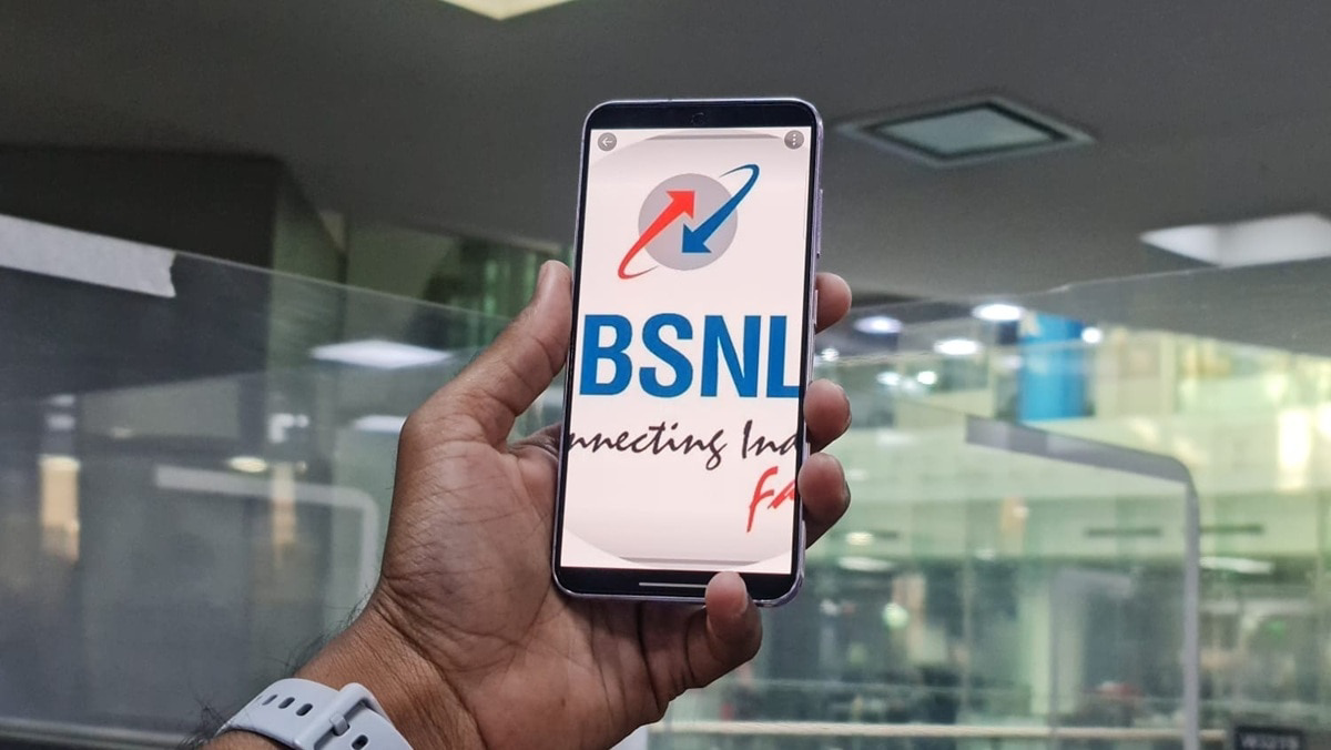 BSNL के बेहतरीन Recharge Plans और Special Vouchers: 2025 में Unlimited Calling और Data के साथ पाएं लंबी Validity BSNL के बेहतरीन Recharge Plans और Special Vouchers: 2025 में Unlimited Calling और Data के साथ पाएं लंबी Validity